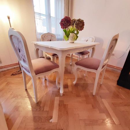 בראשוב Central Loft Apartment מראה חיצוני תמונה