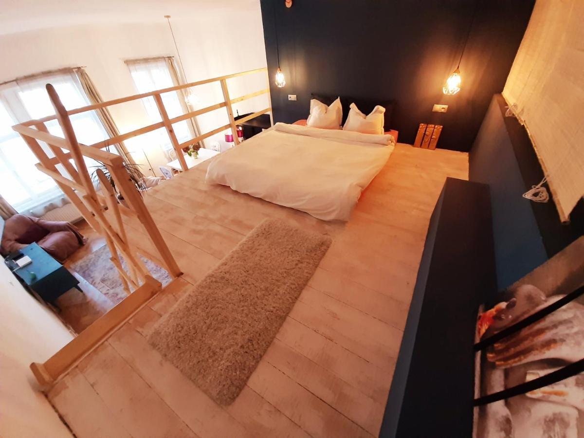 בראשוב Central Loft Apartment מראה חיצוני תמונה